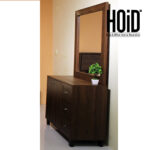 dresser with mirror