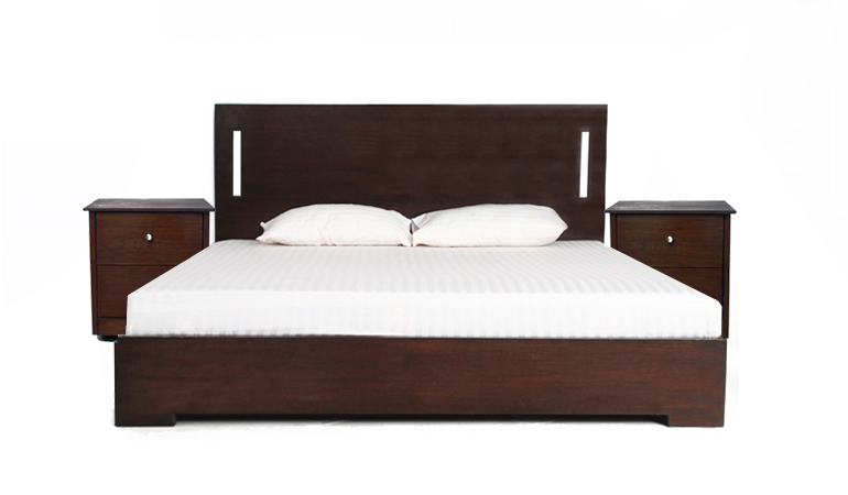 Madera20Bed20with20220side20tables-73-1.jpg