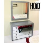 dresser with mirror