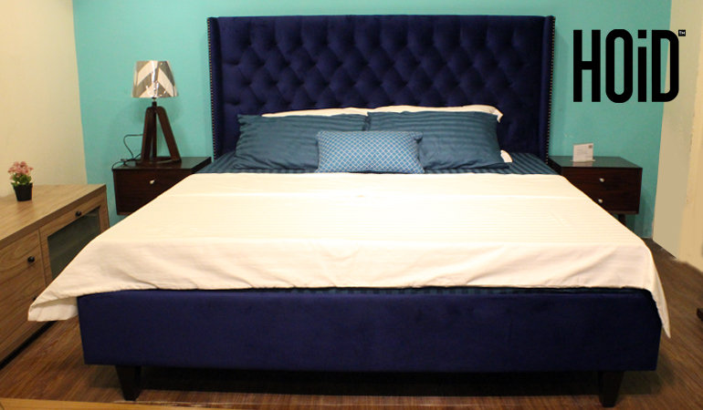 river-tufted-bed-in-blue-03-1.jpg