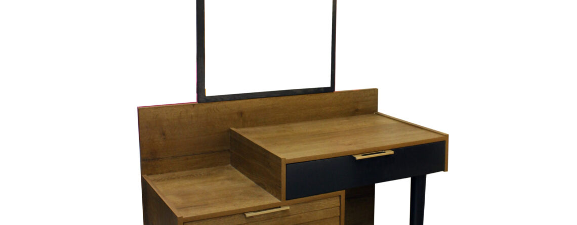 Dresser Table with Mirror