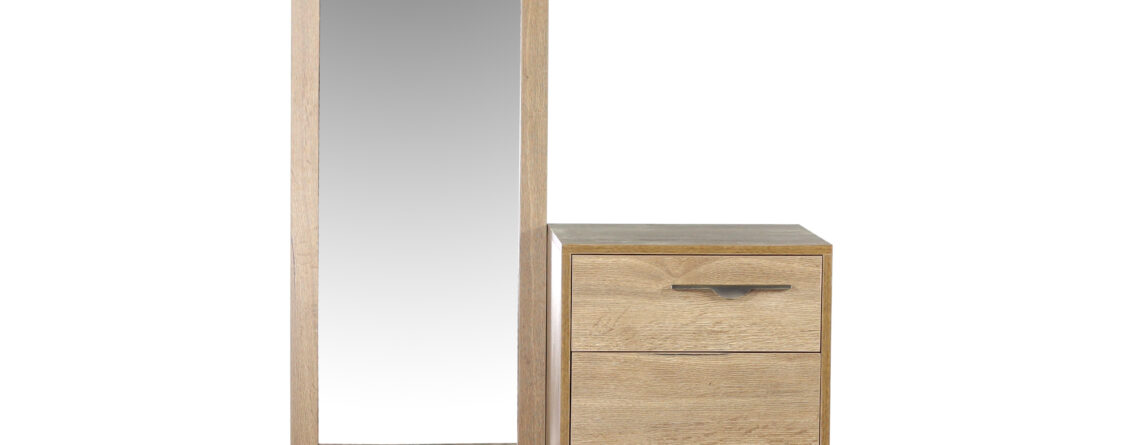 dresser with mirror